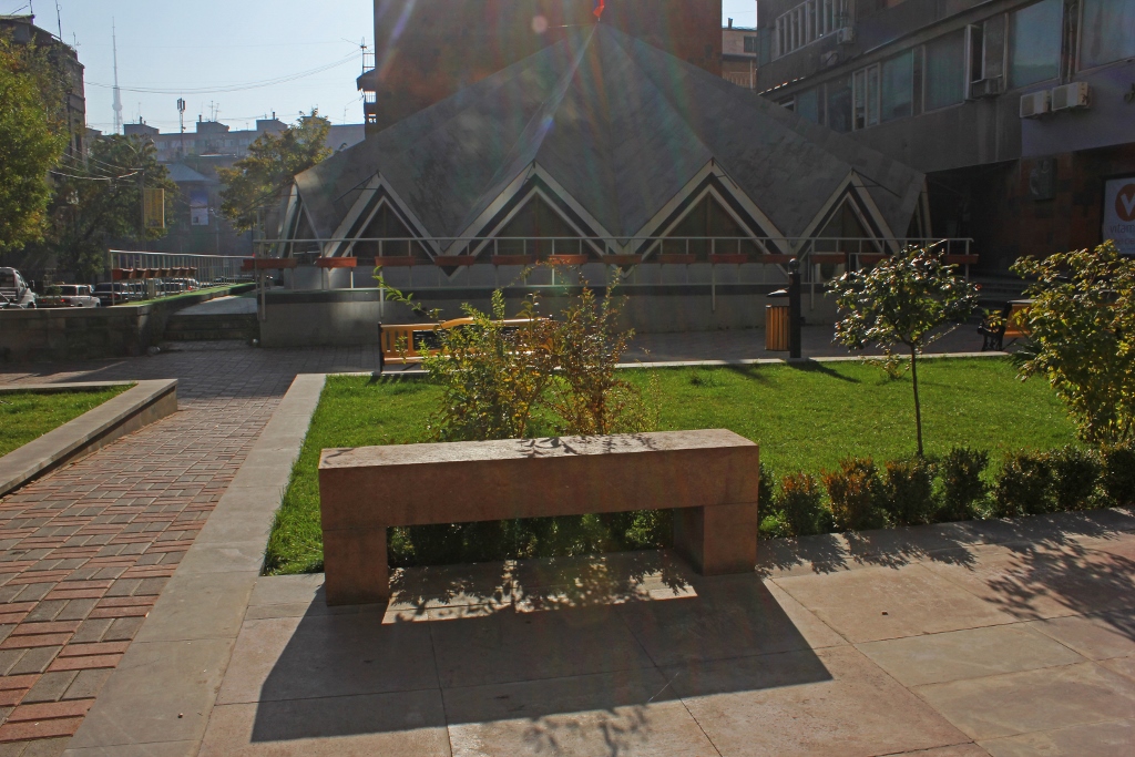 Benches of Yerevan - Tatevik  Vardanyan - The Armenite
