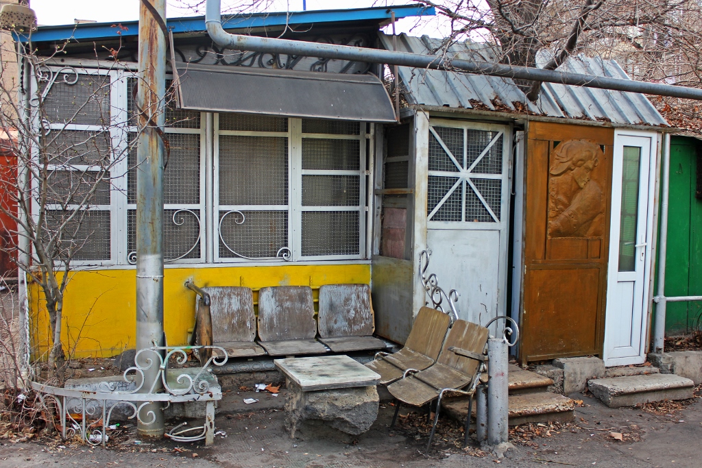 Benches of Yerevan - Tatevik  Vardanyan - The Armenite