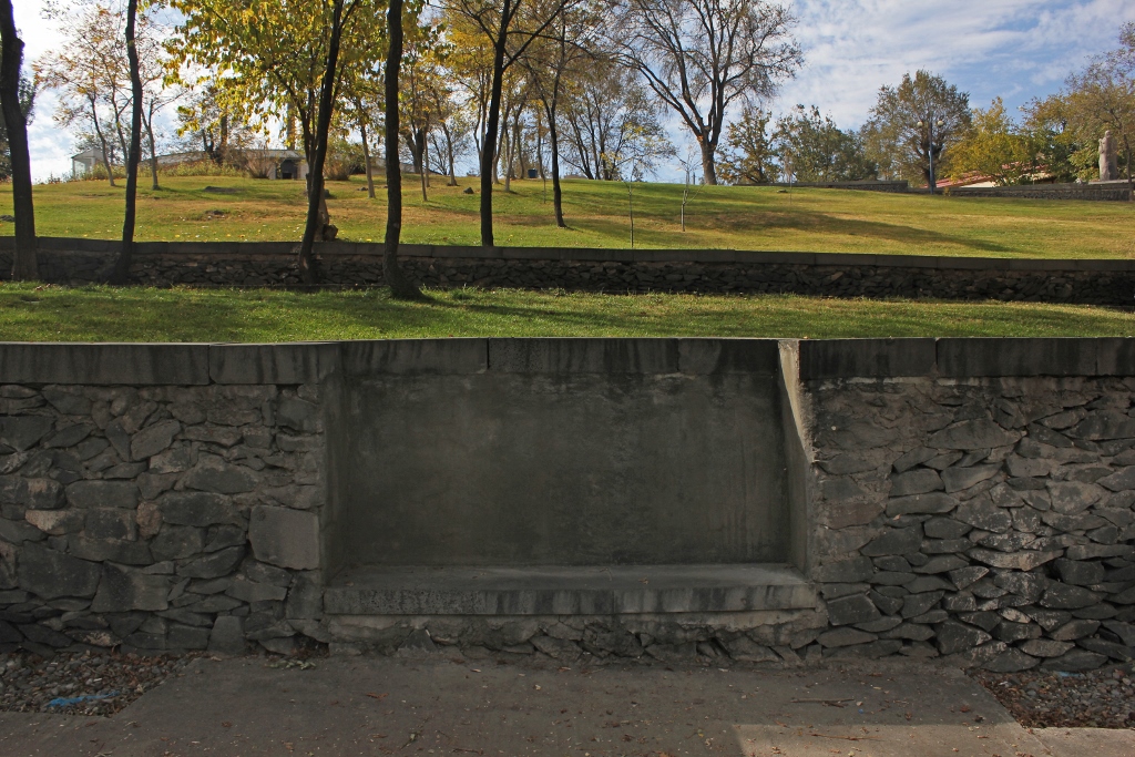 Benches of Yerevan - Tatevik  Vardanyan - The Armenite