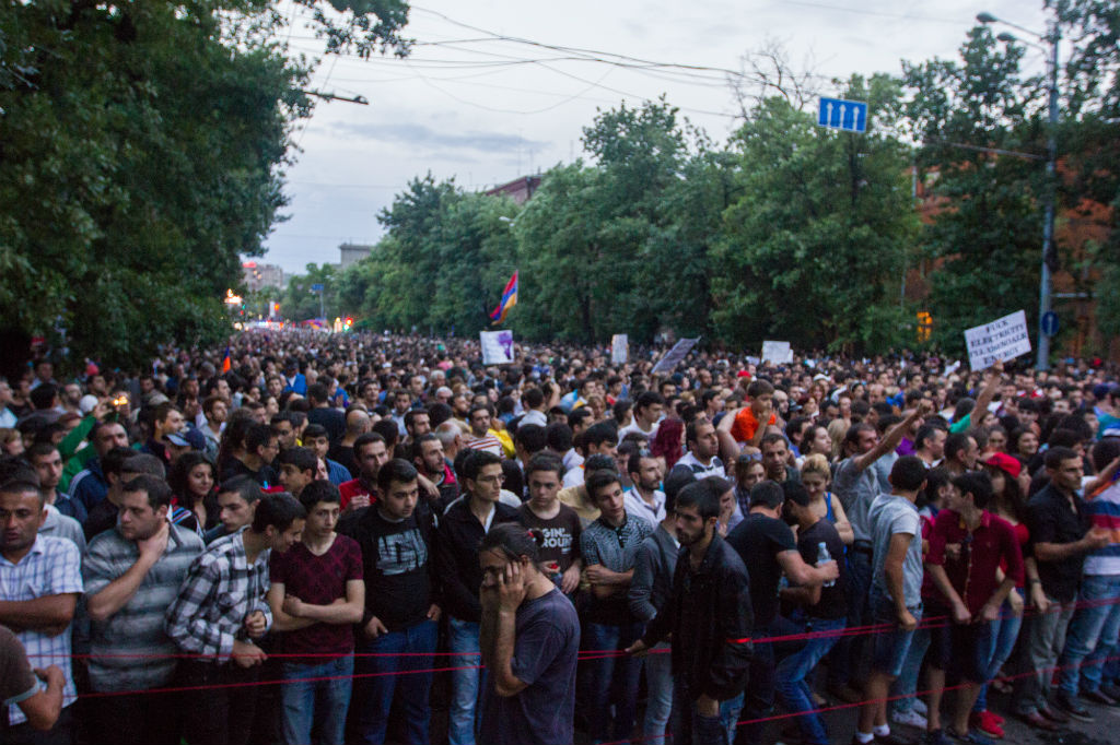 electric-yerevan-tatev-vardanyan-the-armenite-13