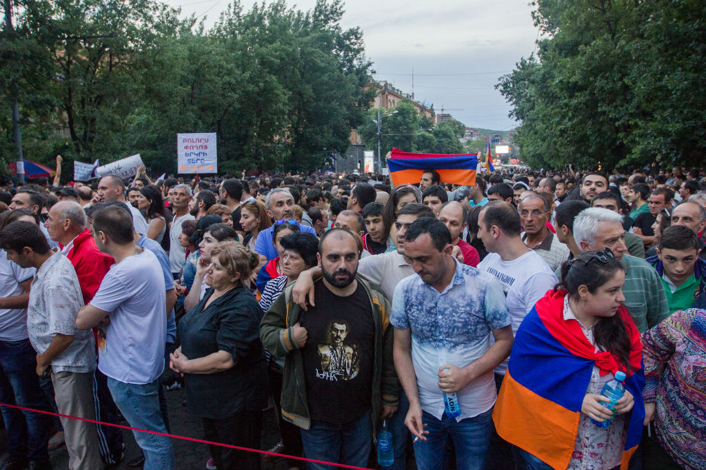 electric-yerevan-tatev-vardanyan-the-armenite-7
